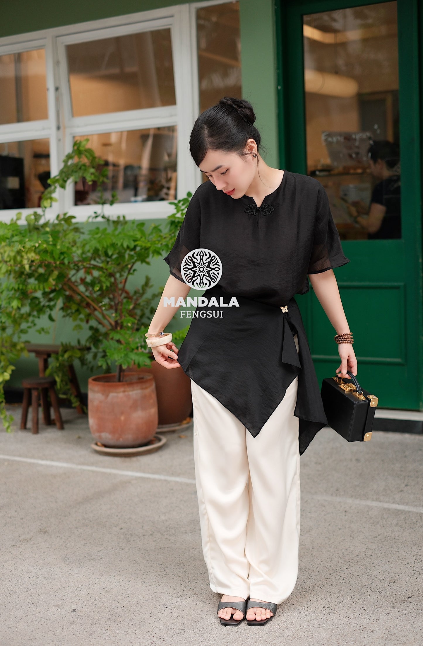 [Bản Giới Hạn] Bộ Trang Phục Áo Tơ An Đường Phối Cúc Hoa Quần Lụa | MANDALA