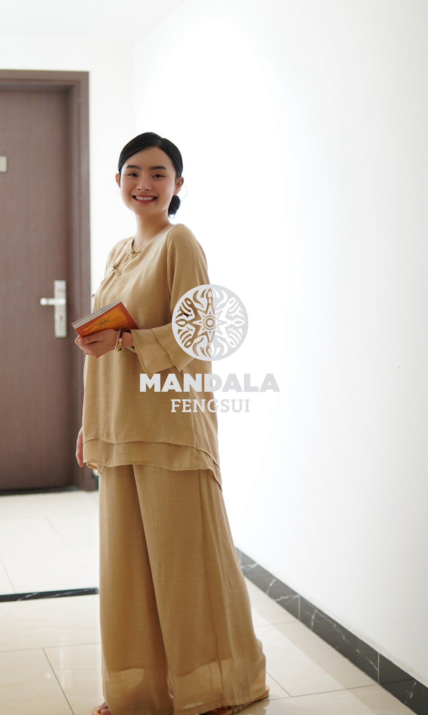 Bộ Trang Phục Vân Mai