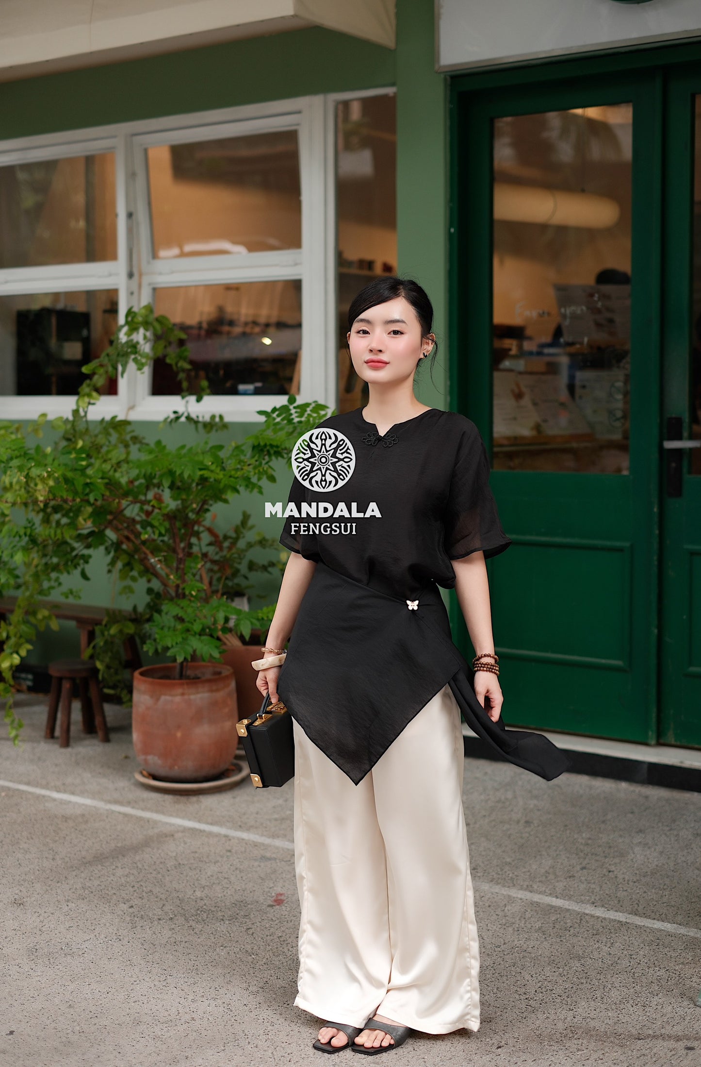 [Bản Giới Hạn] Bộ Trang Phục Áo Tơ An Đường Phối Cúc Hoa Quần Lụa | MANDALA