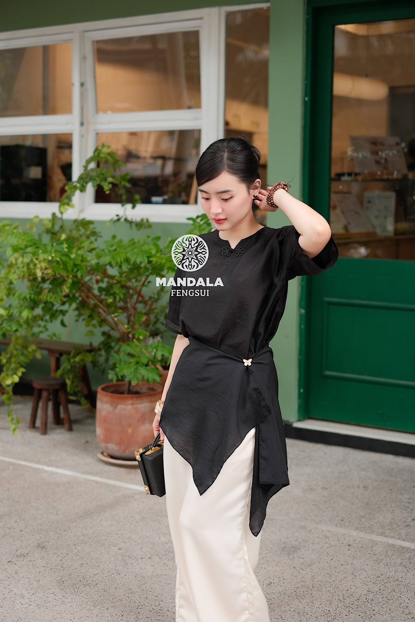 [Bản Giới Hạn] Bộ Trang Phục Áo Tơ An Đường Phối Cúc Hoa Quần Lụa | MANDALA