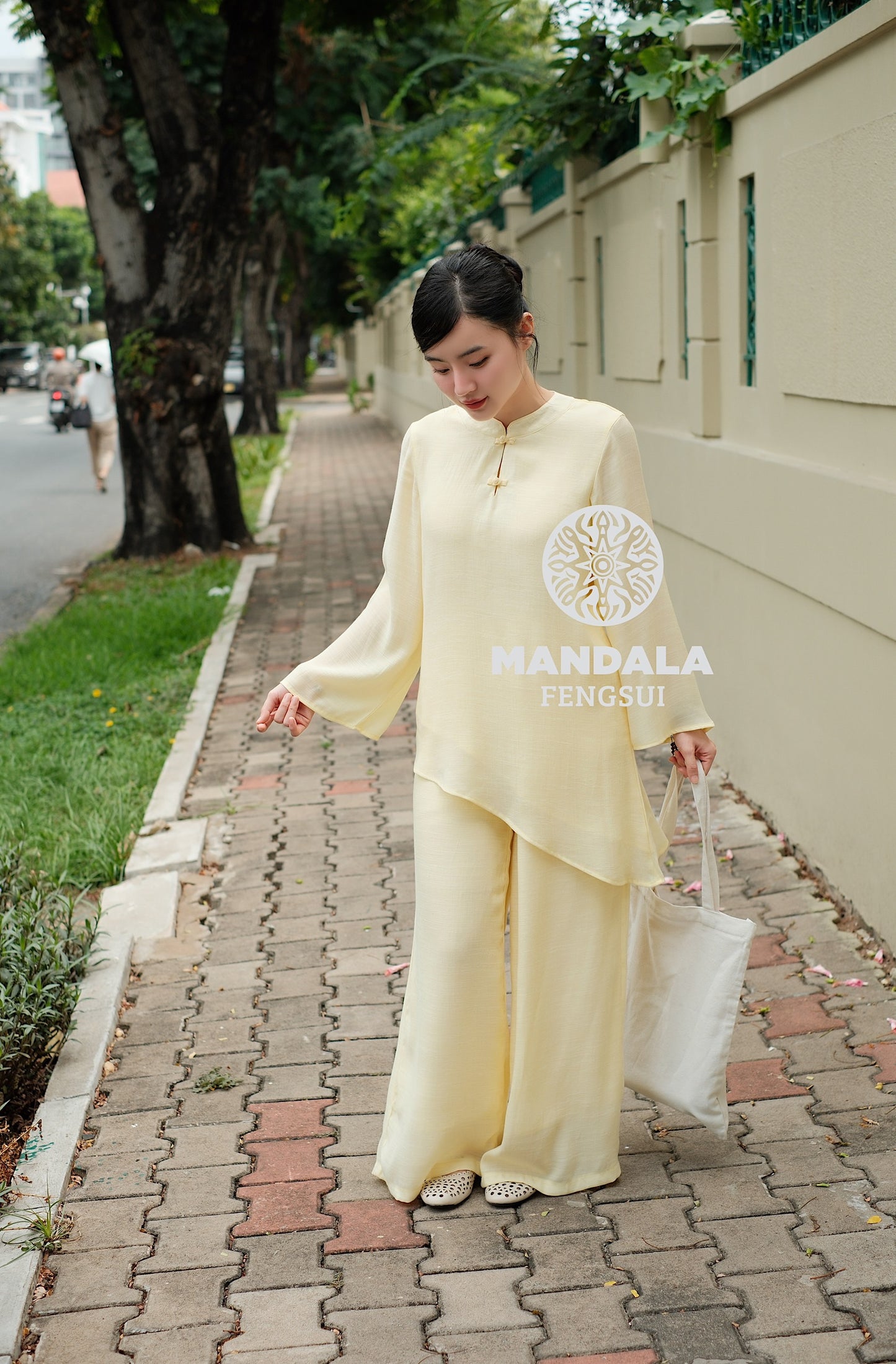 Bộ Trang Phục Họa Mi Chất Liệu Đũi Cao Cấp Màu Vàng Mơ Pastel | MANDALA
